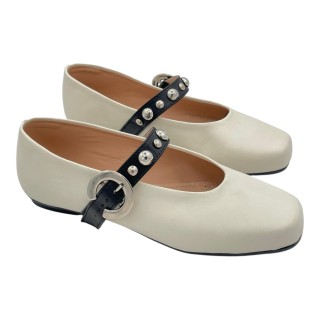 AGATHA CORREA TACHAS